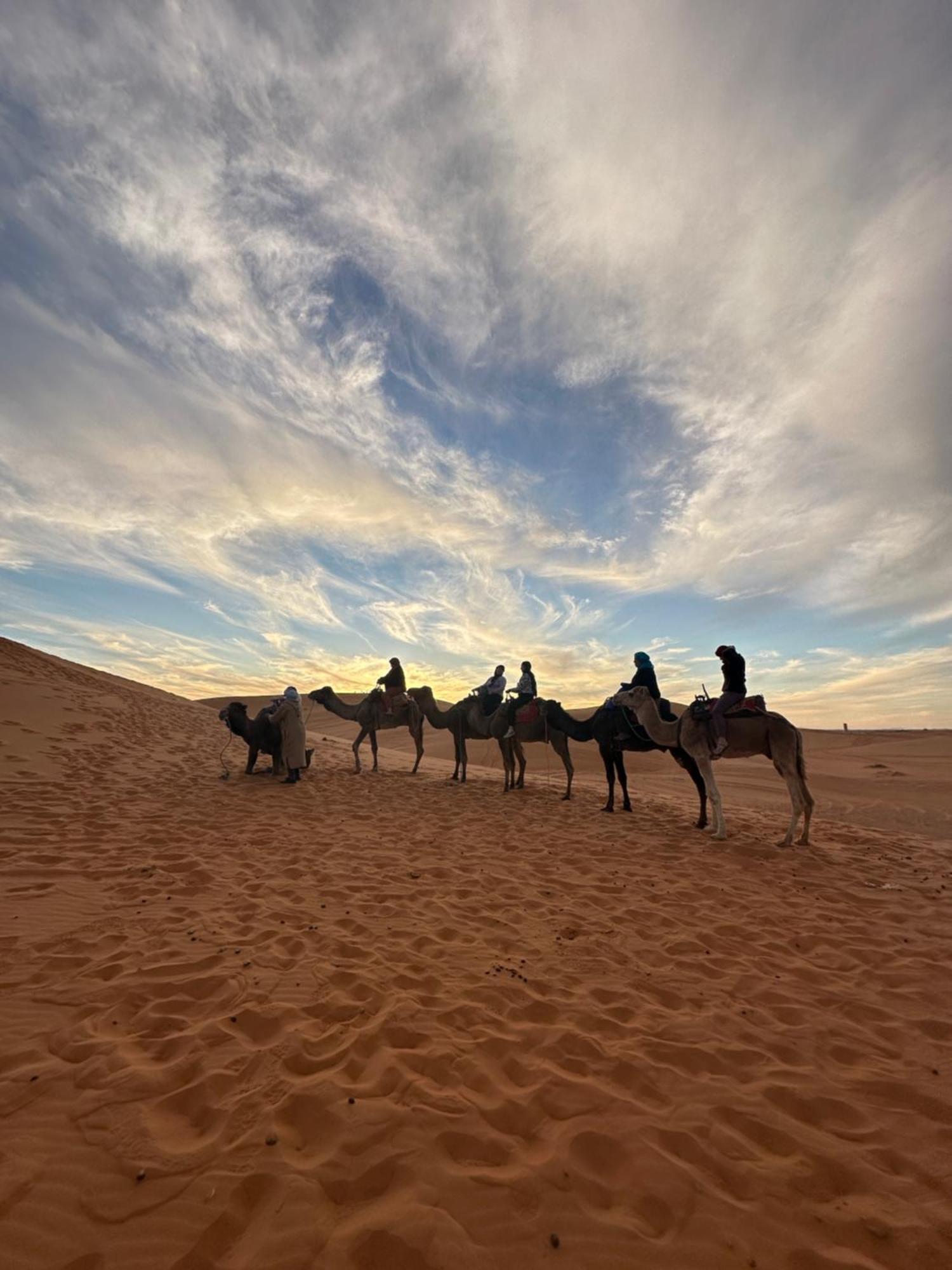 Luxury Local Camp Hotel Merzouga Ngoại thất bức ảnh